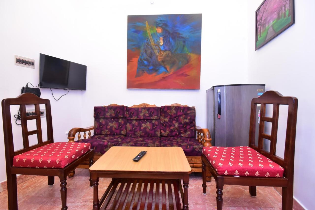 Villa Betty Beach Front Pondicherry Exteriör bild