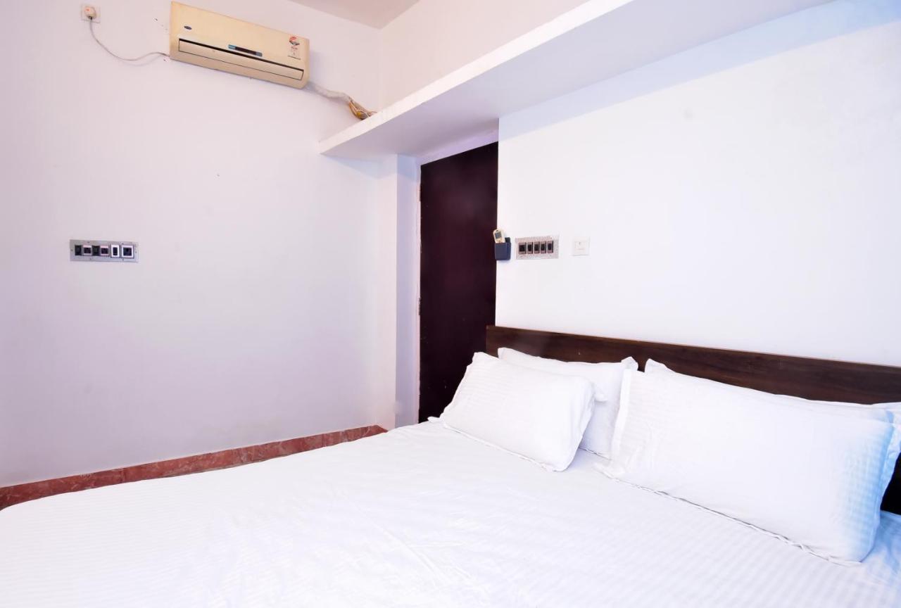 Villa Betty Beach Front Pondicherry Exteriör bild