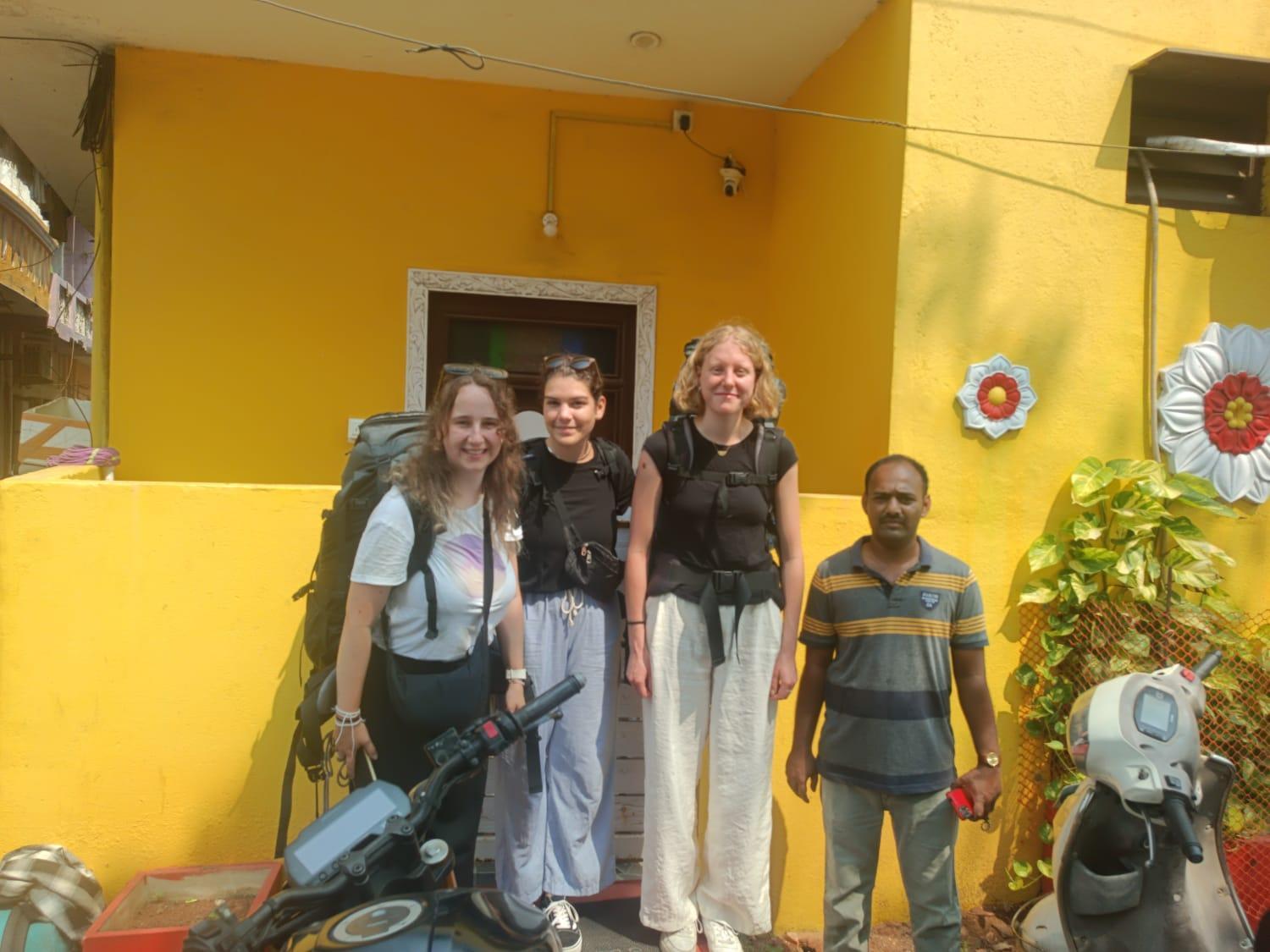 Villa Betty Beach Front Pondicherry Exteriör bild